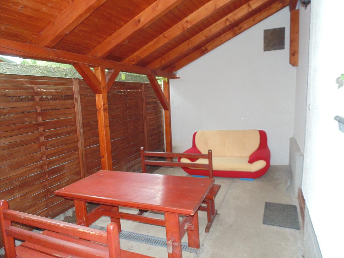 Sosto Apartman Siofok Exterior photo